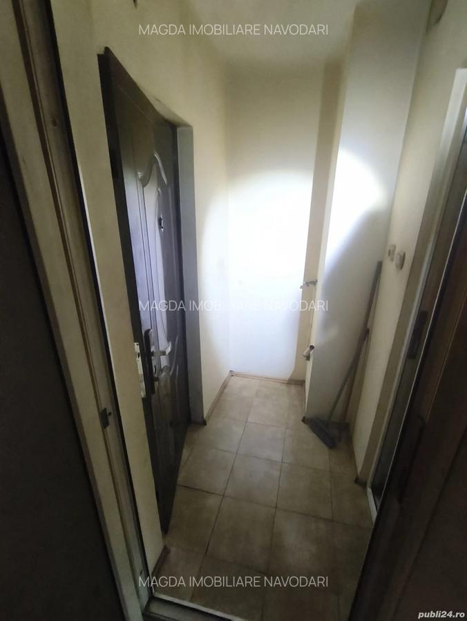 Cta -29.000 Urgent -SERE Garsoniera PARTER cu baie ?i buc din construc?ia blocului 21mp - 7 Cta -29.000 Urgent -SERE Garsoniera PARTER cu baie ?i buc din construc?ia blocului 21mp - 7