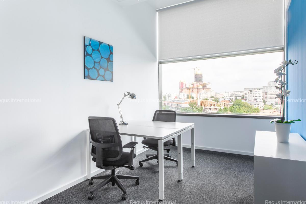 Acces all-inclusive la spațiu de birou profesional pentru 2 persoane în Gate - 1