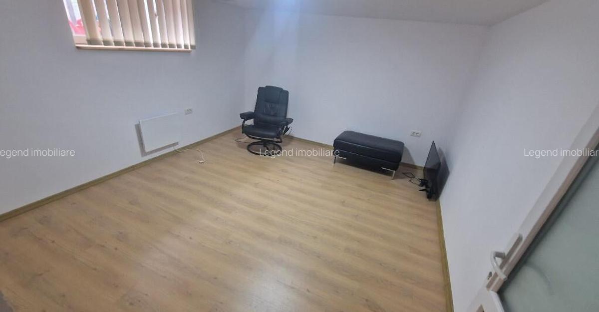 Spatiu zona Casa de Pensii - 2