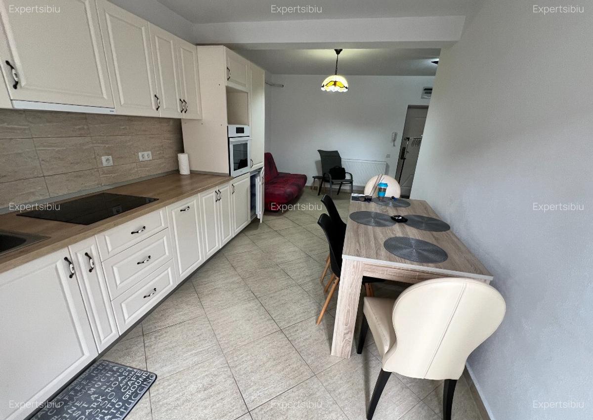Apartament 2 camere,renovat cu gradina,zona Calea Cisnadiei - 2