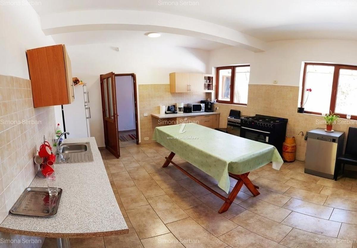 Hotel/Pensiune, 600 mp în Lisa - 14