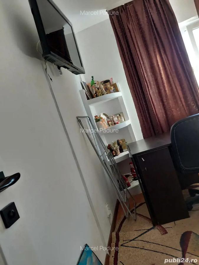 Inchiriez camera in ap 3 camere - 5
