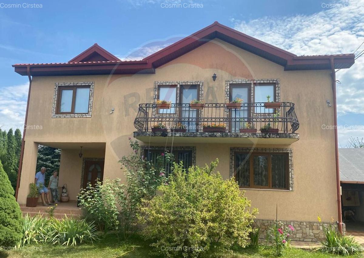 DE VANZARE Vila de vacanta in Pucioasa /Dambovita - 15