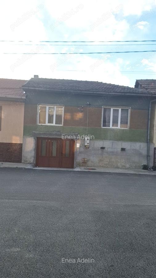 Casa de vanzare - 1