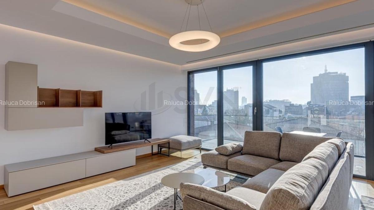 Apartament cu 3 camere decomandat în Primăverii - 3