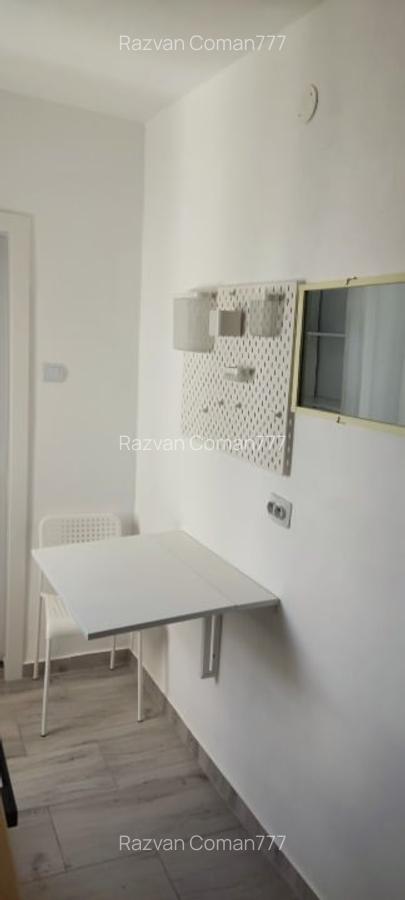 Proprietar inchiriez  garsoniera decomandata intrare Racadau - 14