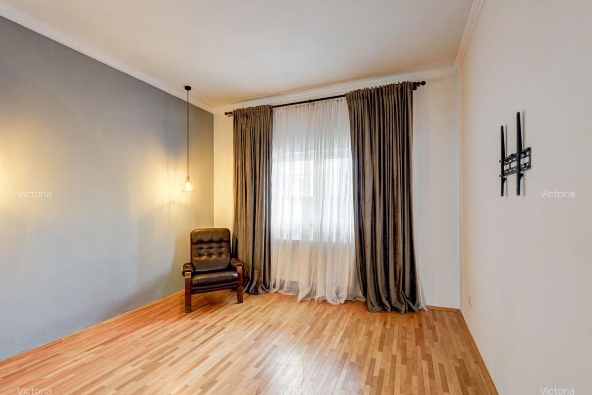 Brancoveanu-Alunisului,S+P+E+p,eleganta renovata 2019,teren generos,10min.metrou - 7