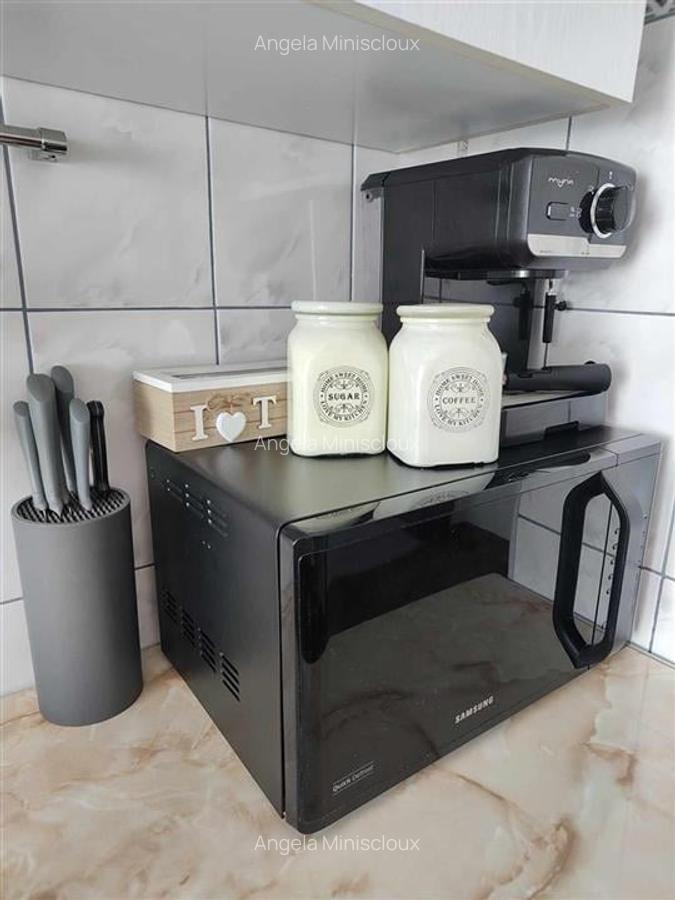 Apartament cu 3 camere decomandat în Astra - 7