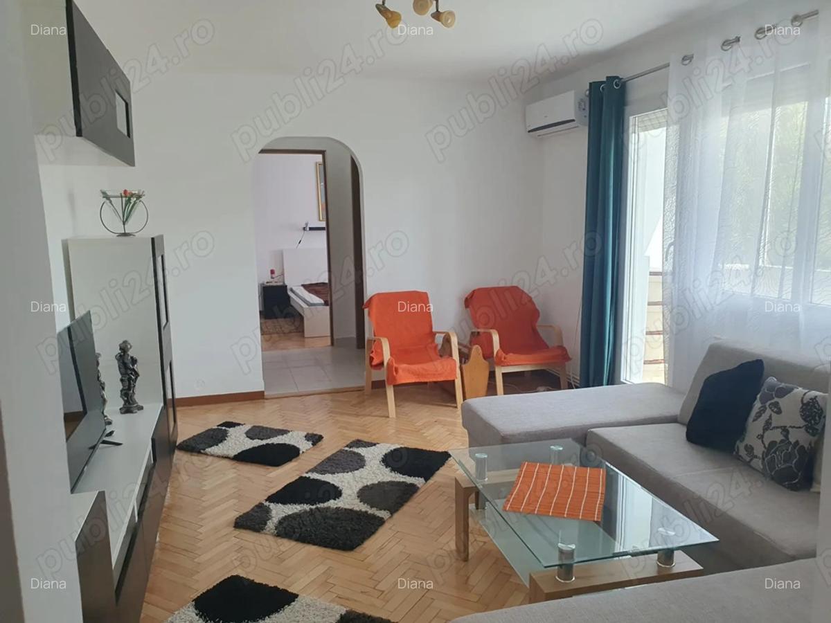 Direct proprietar inchiriez ap. 2 camere central, recent renovat - 2