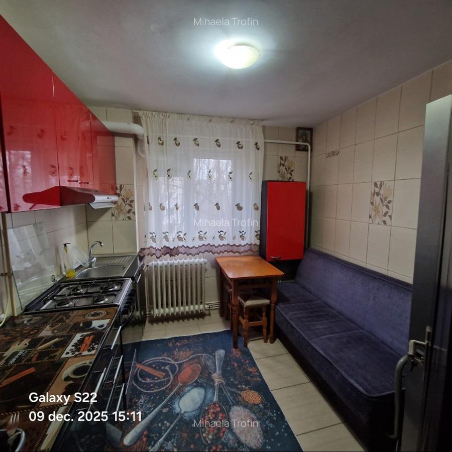 Se ofera spre inchiriere un apartament cu 2 camere, aflat intr-un bloc din zona - 2