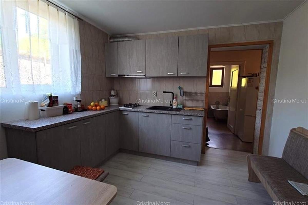 Casă cu 3 camere în Central - 3
