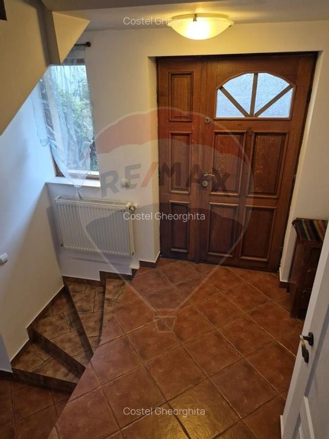 Vila cu 5 camere de vanzare in zona Brancoveanu - 8