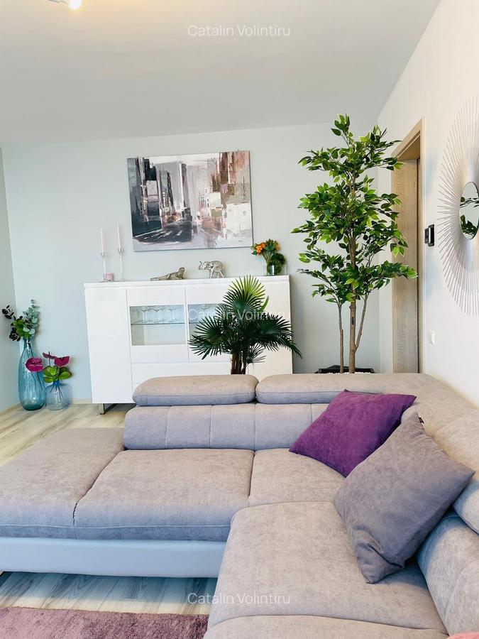 Apartament cu 3 camere semidecomandat în Titan - 3