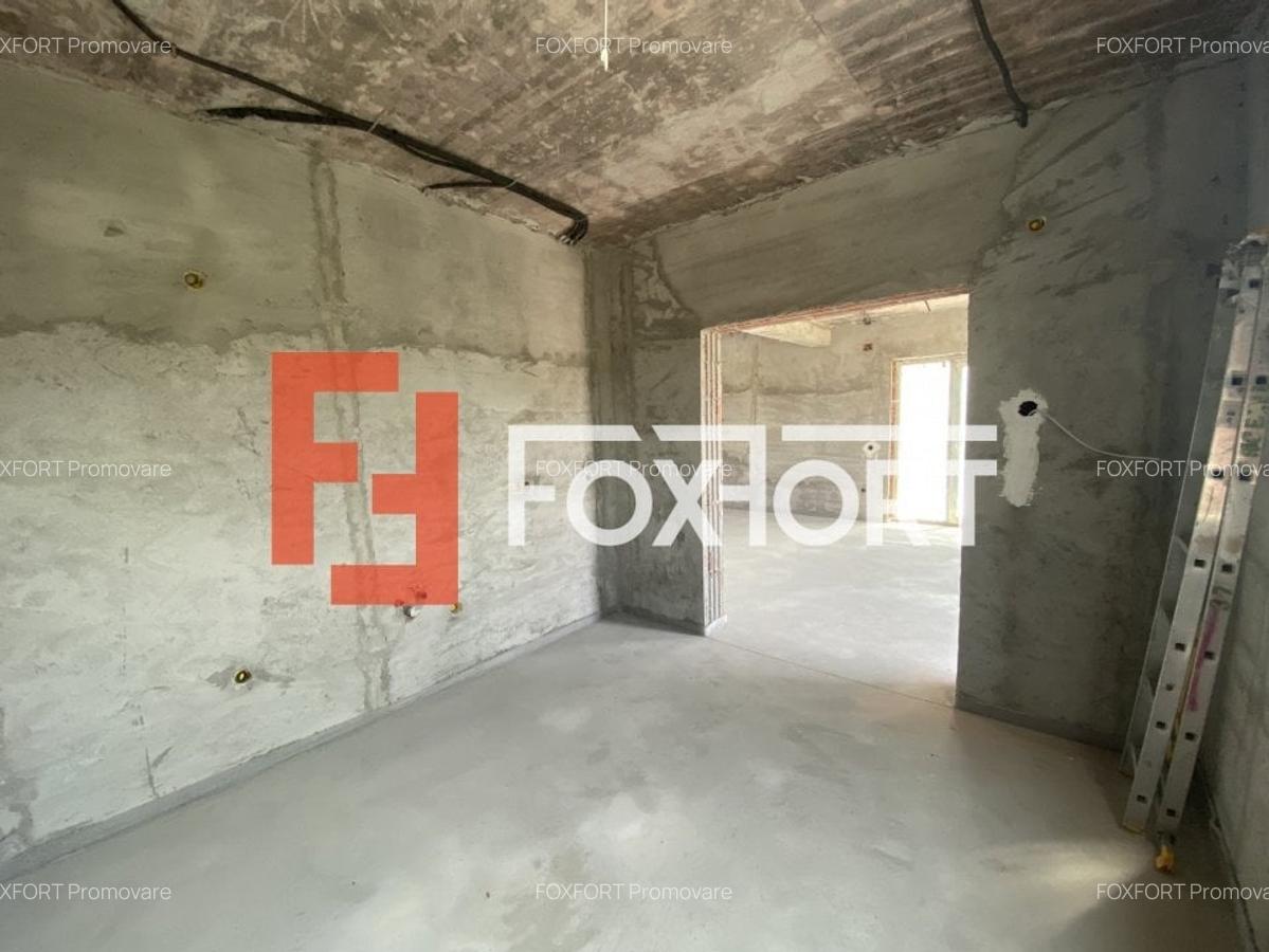 Casa tip triplex, cu 4 camere, de vanzare in Sanandrei. - 6