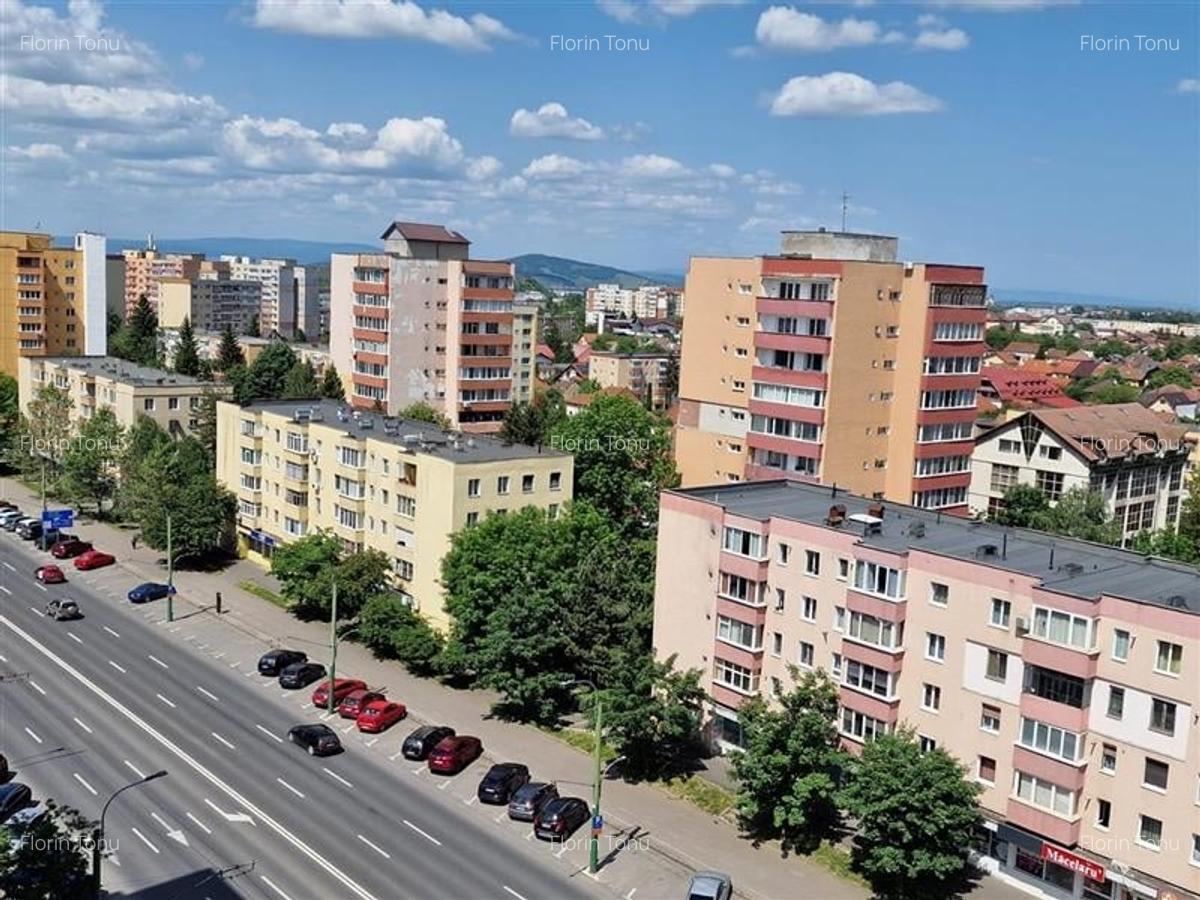 Apartament cu 3 camere semidecomandat în Vlahuță - 9