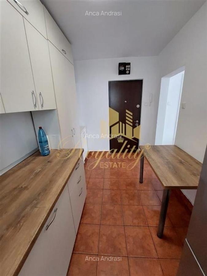 Apartament 3 camere, 2 dormitoare- Zona Sagului - 11