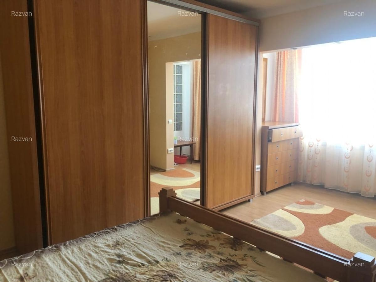 Apartament 3 camere decomandat, cartier Manastur - 4