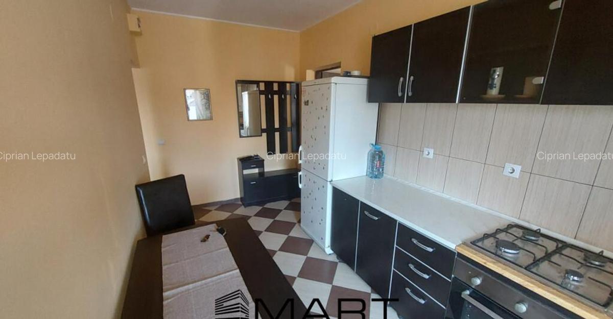 Apartament la mansarda 4 camere zona Vasile Aaron - 6