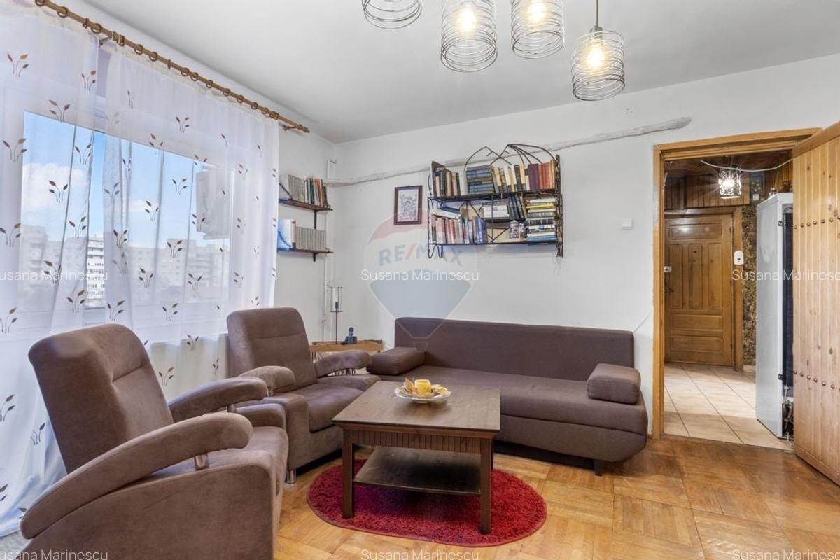 Apartament cu 3 camere de vanzare in zona Aurel Vlaicu - 1