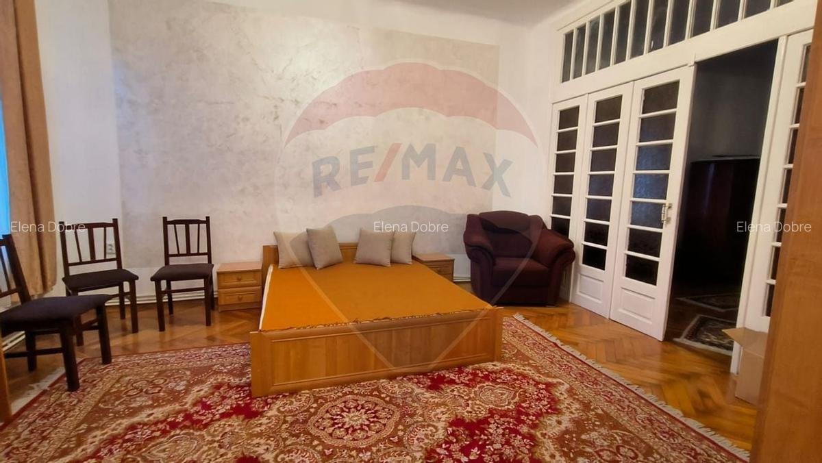 Casa cu 3 camere de vanzare in zona Centrala - 6