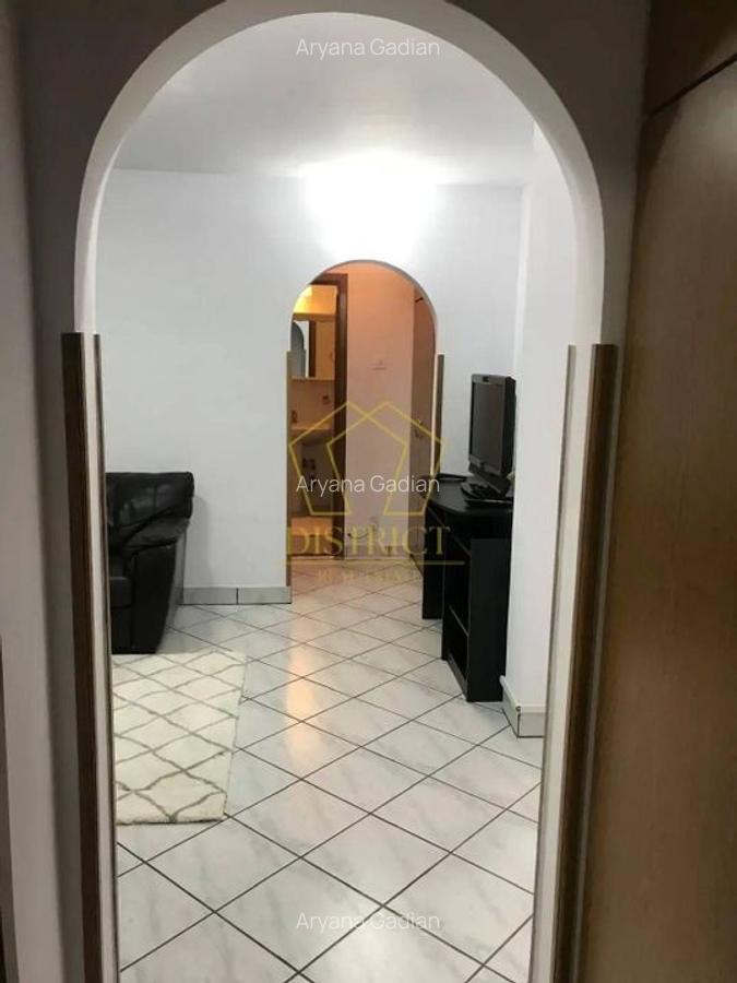 Apartament cu 4 camere decomandat în Torontalului - 9