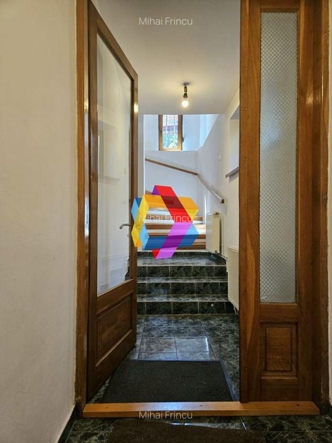 Casa deosebita cu 6 camere Central Brașov - 210 mp - 2