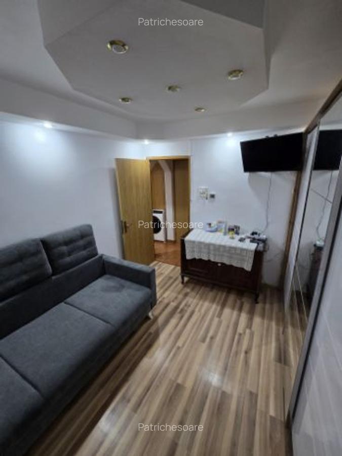 Apartament mobilat si utilat 3 camere decomandat Aparatorii Patriei  120 000 EU - 2