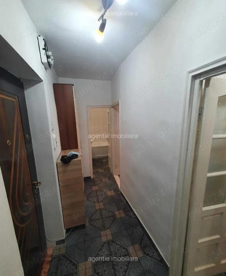 1 Camera Gara - Pasaj Octav Bancila - 3