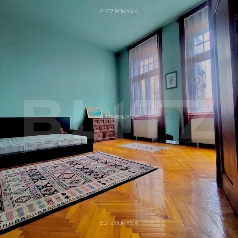 Cladire istorica, 4 camere-balcon si view spectaculos- Piata Romanilor - 6