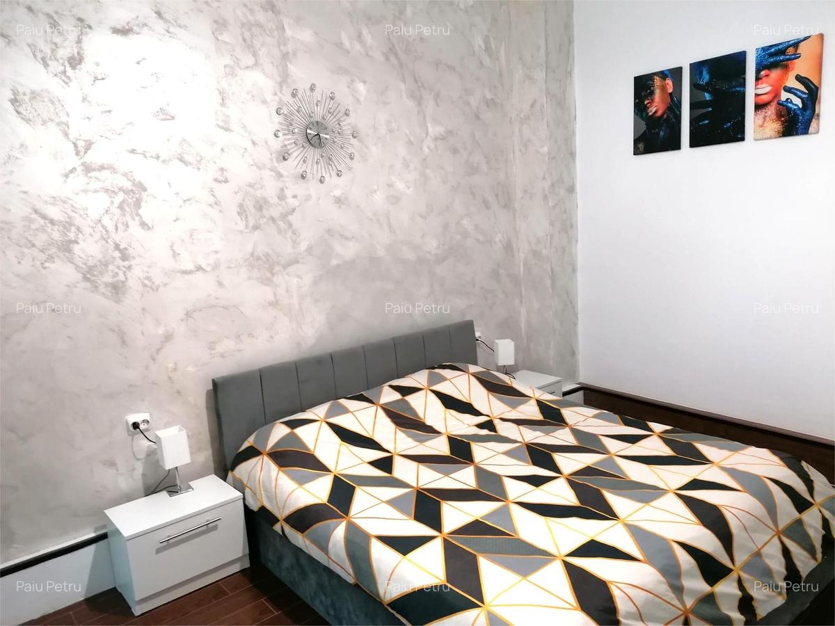 Apartament cu 2 camere decomandat în Centrul Istoric - 3