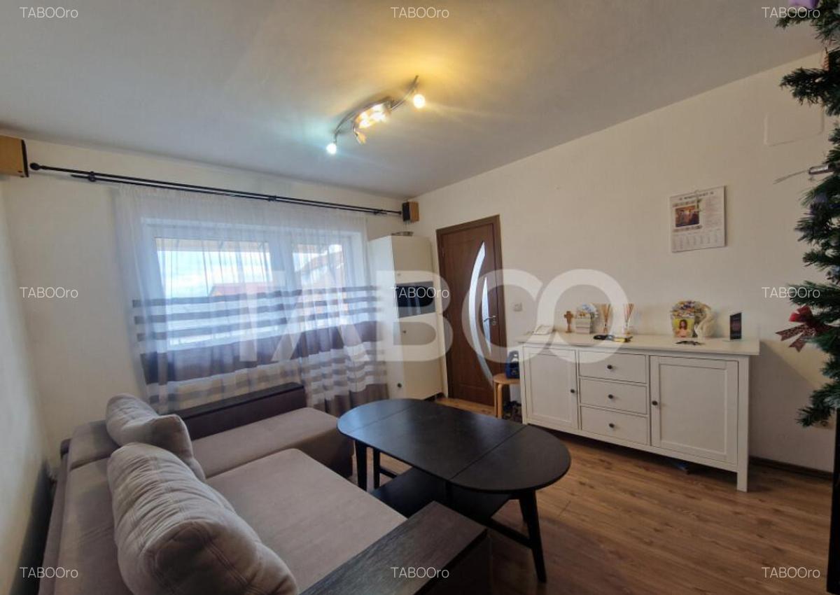 Apartament intabulat la mansarda 3 camere 65 mp balcon Turni - 1