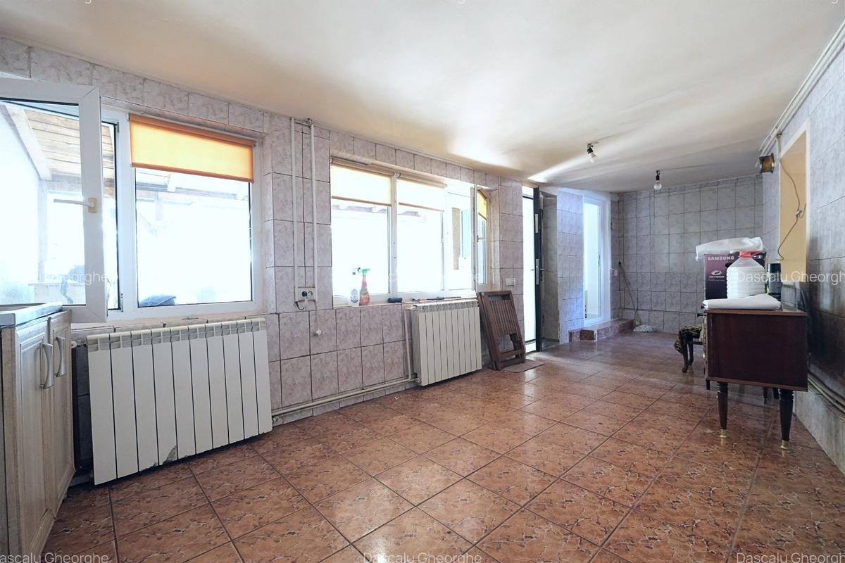 TEI TOBOC - Petricani, casa exceptionala din caramida, 4 camere si 200 mp. teren - 5