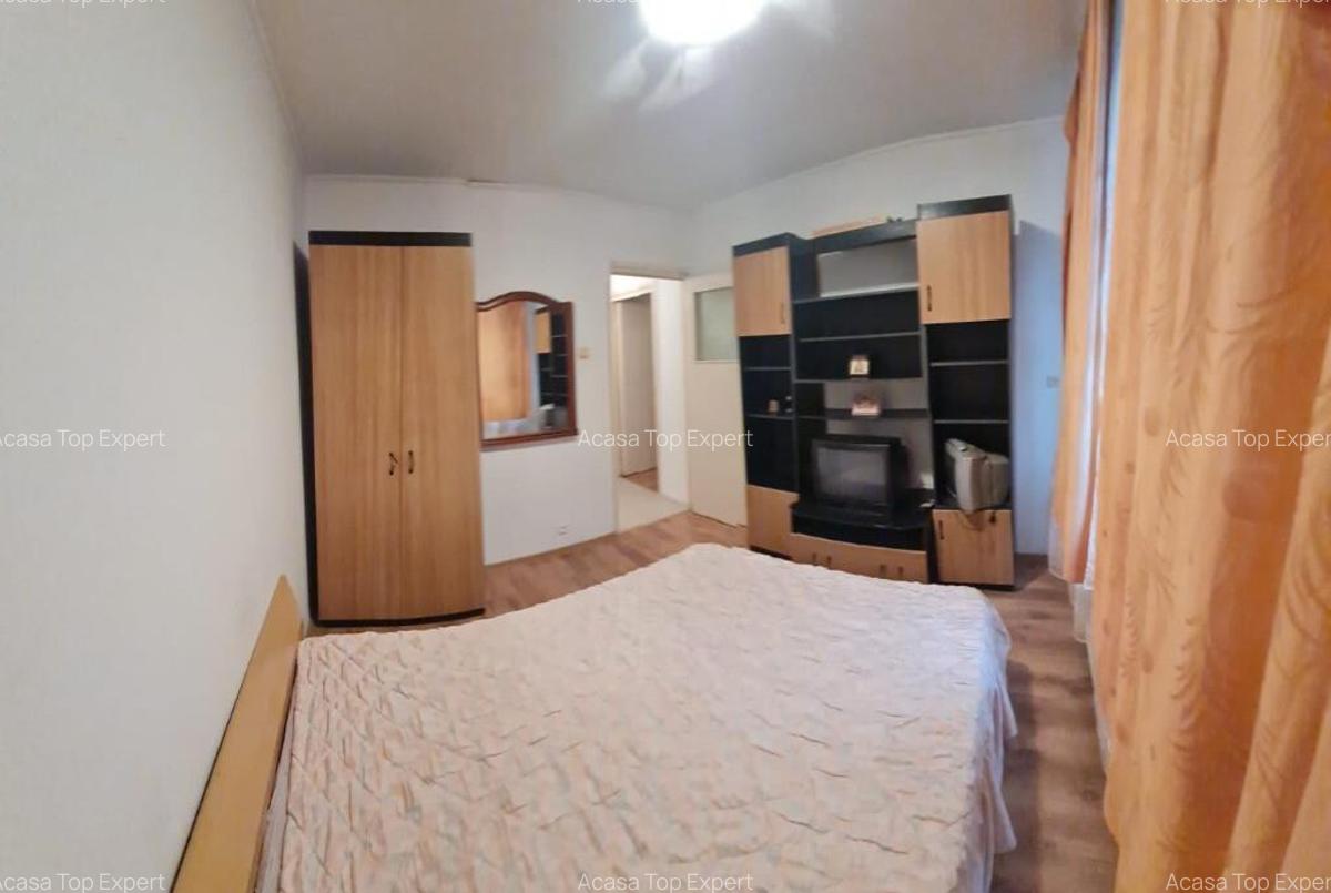 3 camere,CLASIC, metrou Pacii,zona Apusului, str Apele Vii, semistral - 11