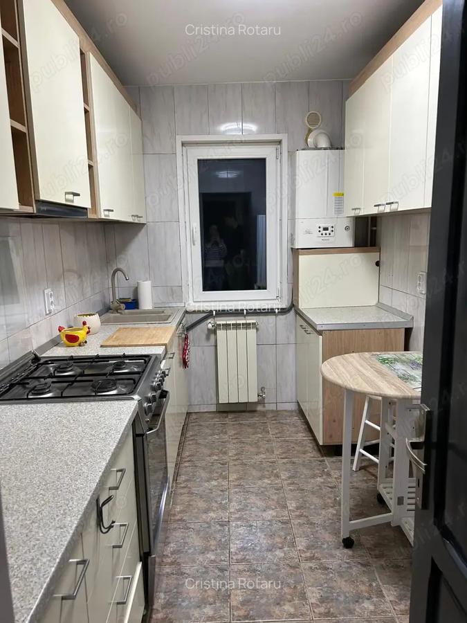 Apartament cu 4 camere de inchiriat - 4