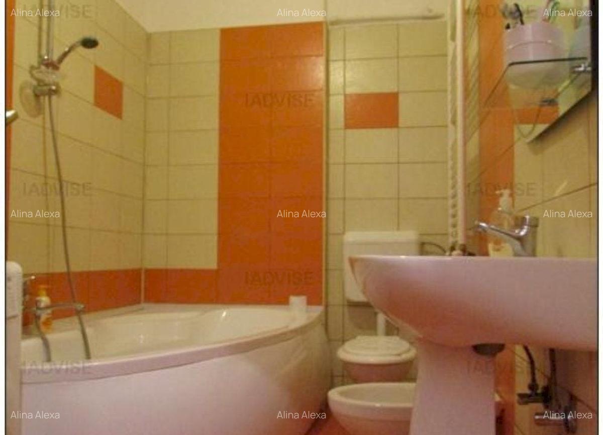 Apartament 4 Camere Vanzare - Piata Sfatului - 13