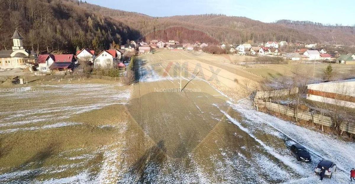 De vanzare teren intravilan - 4