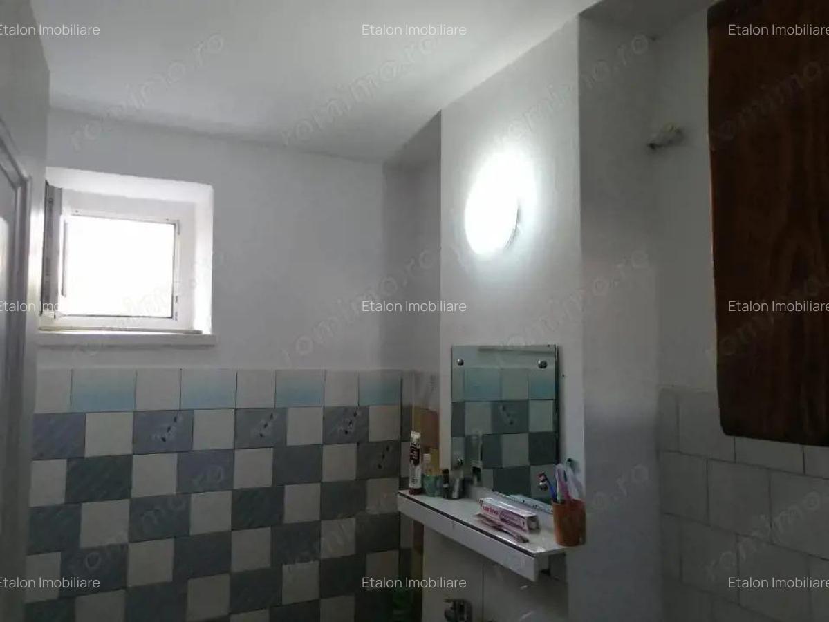 Apartament 2 camere, etaj 1, decomandat, 1 Mai, Piatra Neamt - 3