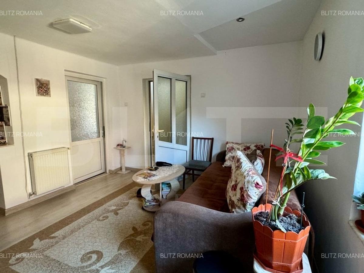 Casa de vanzare, cu 5 camere, 138 mp, zona Simeria - 5 Casa de vanzare, cu 5 camere, 138 mp, zona Simeria - 5