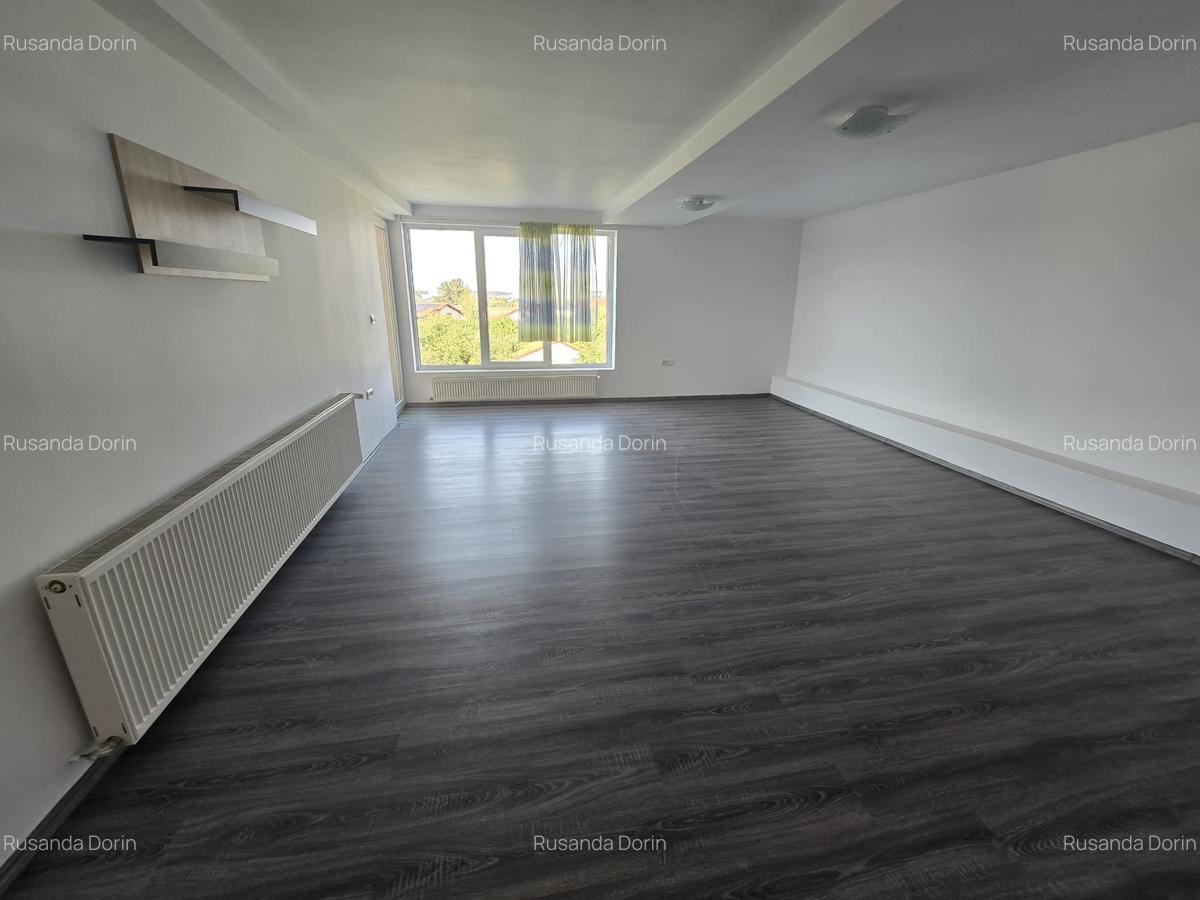 Apartament Spațios cu Curte de Închiriat în Ghiroda - Ideal pentru Familie sau B - 3