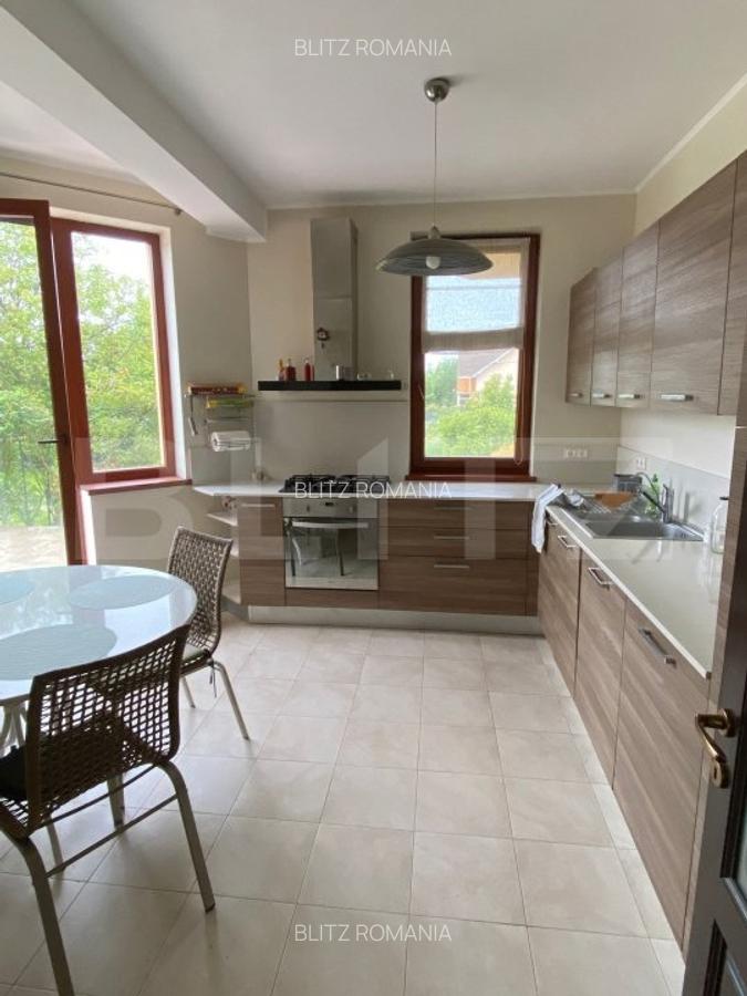 Casa individuala de vanzare, 250 mp utili, teren 1200 mp, zona Unirea - 5