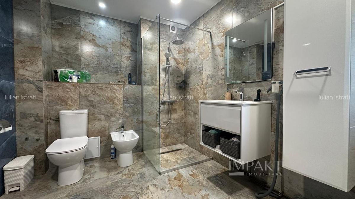 Imobil cu 5 apartamente separate, ideal pentru investitie - zona UMF! - 10