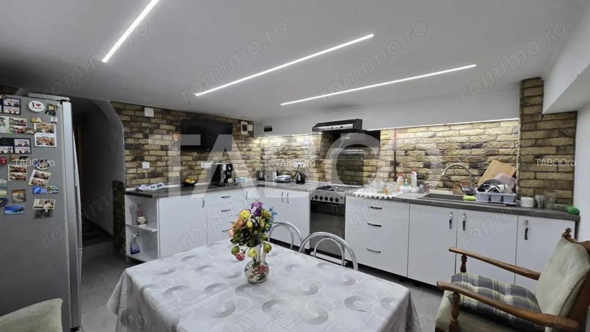 Casa individuala de vanzare 6 camere garaj Selimbar - 15