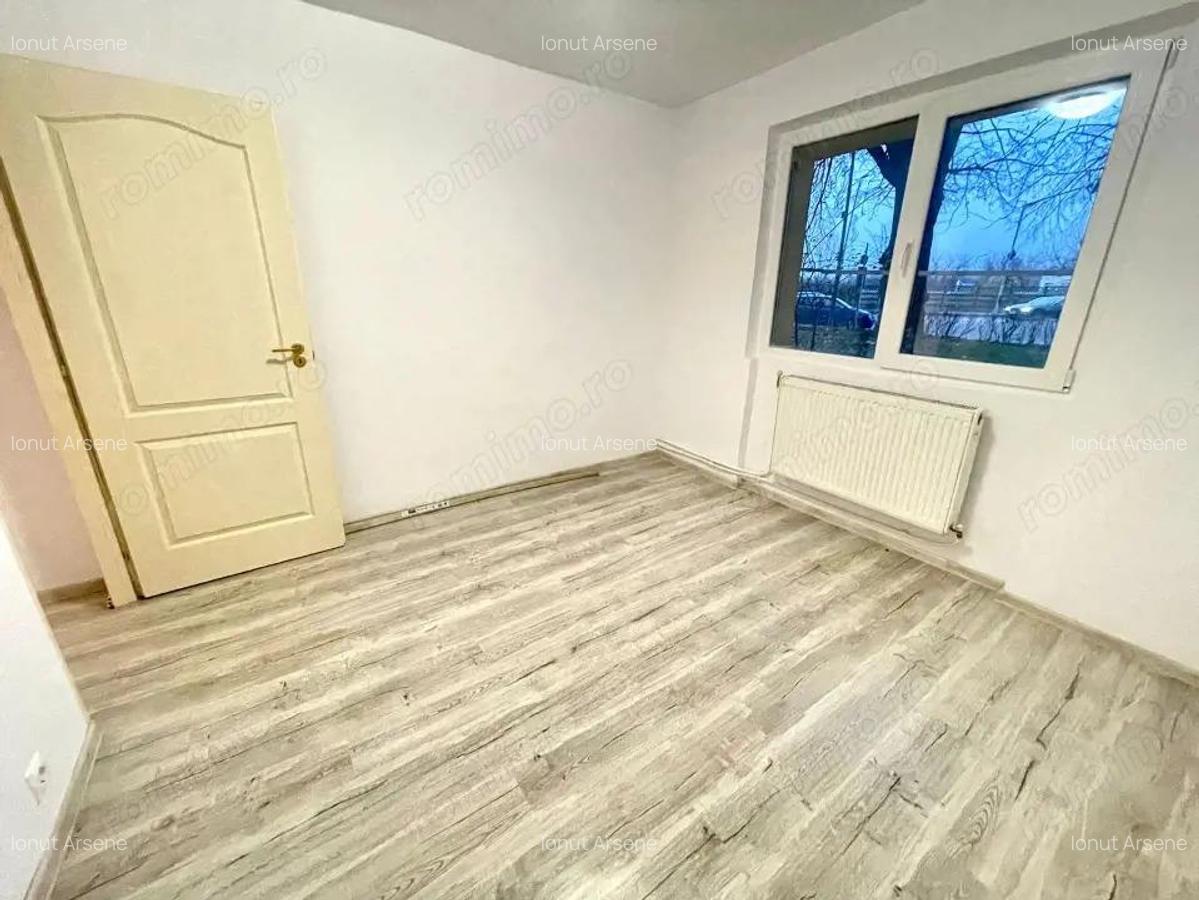 Milcov Pompieri - Apart 2 cam semidec, parter centrala bloc reabilitat - 11