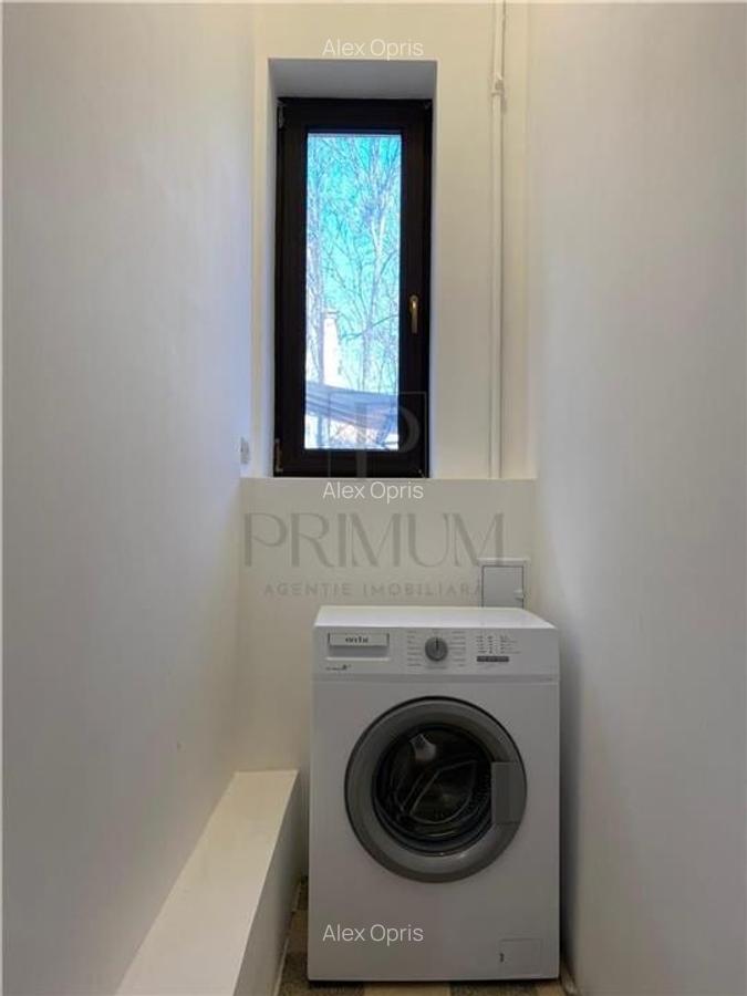 Apartament spatios - zona medicina /prefectura - compartimentare deosebita - 12