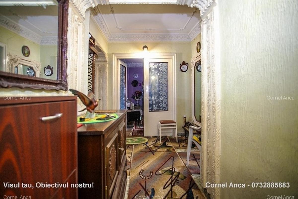 Apartament cu 3 camere in Constanta, zona Casa de Cultura, decomandat - 12