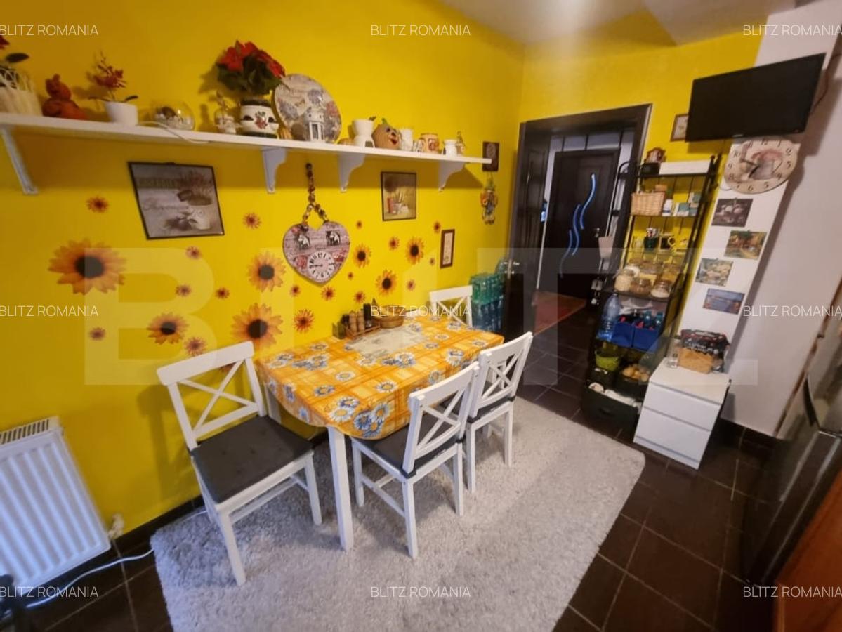 Apartament de vanzare, cu 2 camere, decomandat, 62 mp, zona Ford - 8