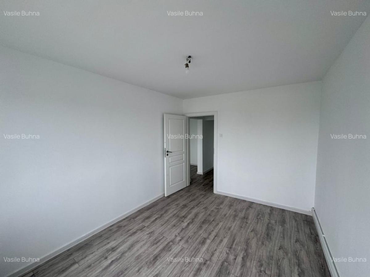 PODU ROS - RESTAURANT COTNARI - 2 CAMERE - ETAJ INTERMEDIAR -RENOVAT - FARA RISC - 5 PODU ROS - RESTAURANT COTNARI - 2 CAMERE - ETAJ INTERMEDIAR -RENOVAT - FARA RISC - 5