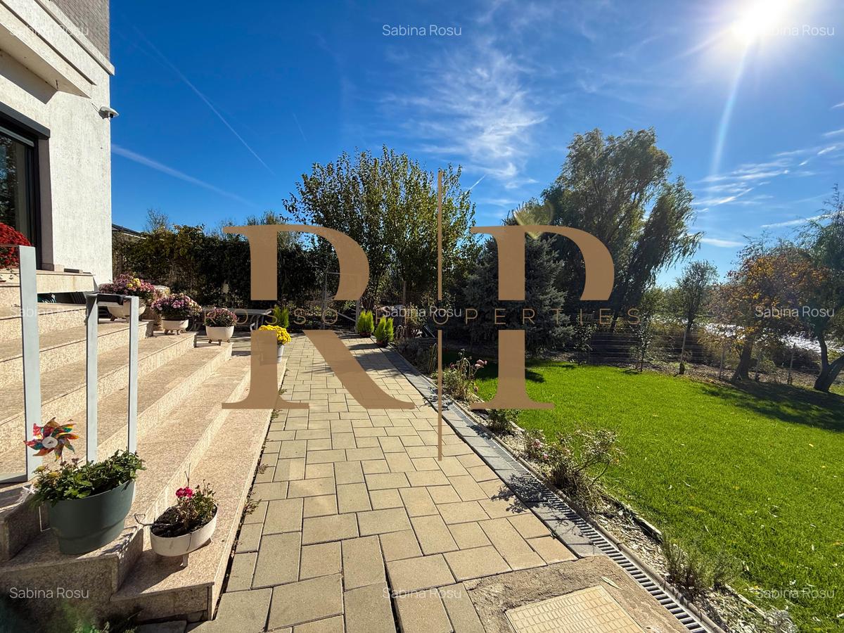 Vila Superba cu deschidere la Lac *Petrachioaia* - 3