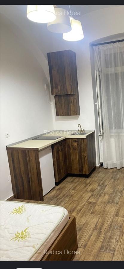 Garsoniera - centrul istoric - langa Piata Sfatului - 2