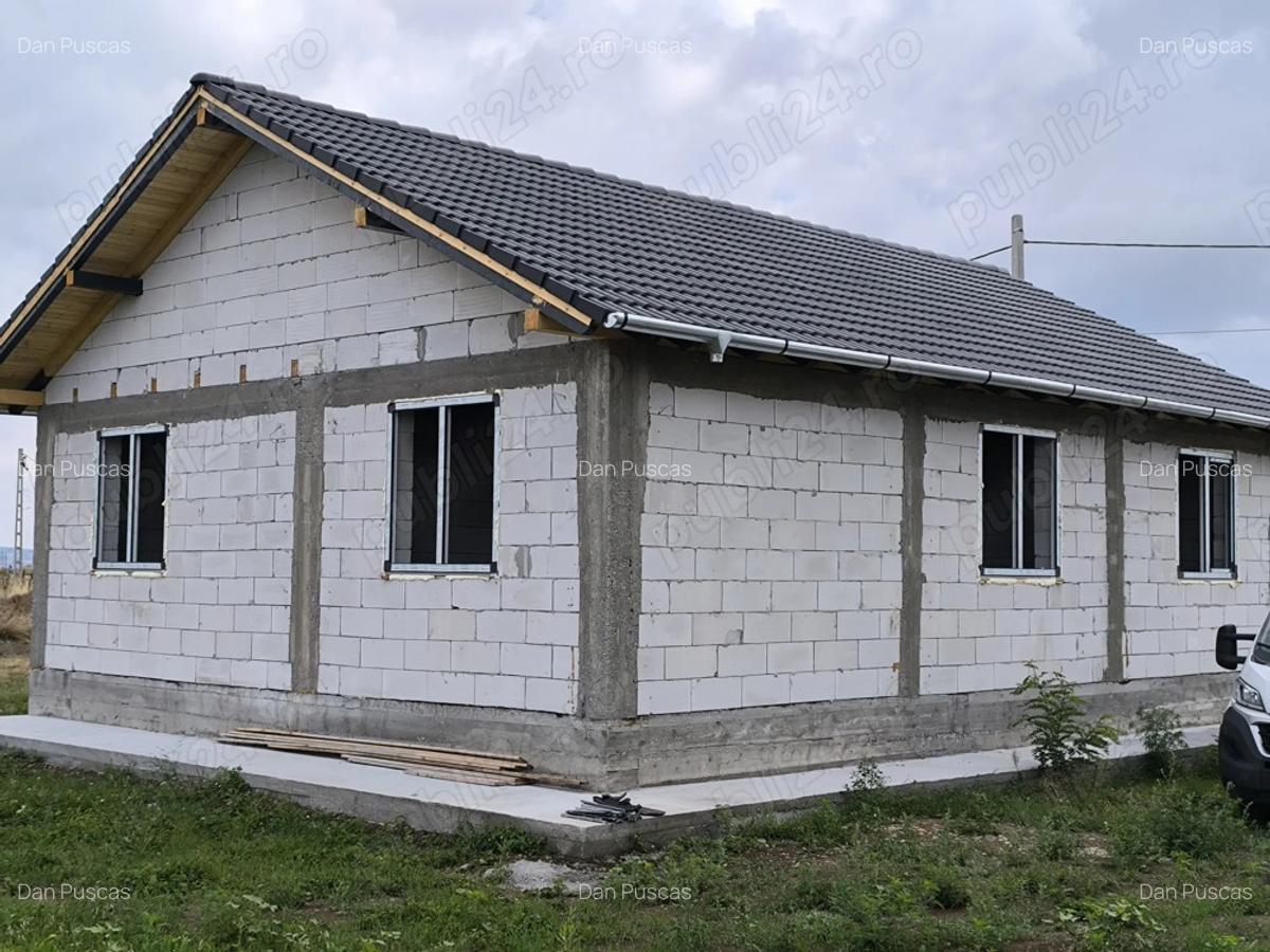 Vand casa noua in Nojorid (la ro?u) - 2